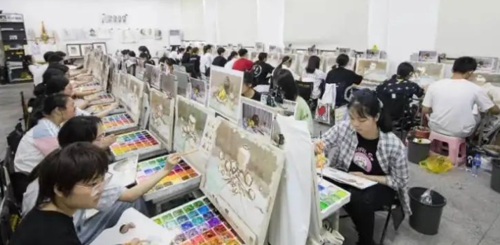 包头美术集训画室哪家好 